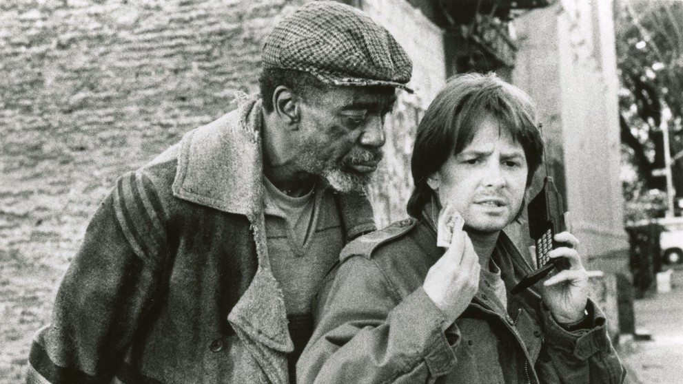 Bill Cobbs a Michael J. Fox ve filmu Poldovi v patách, 1991