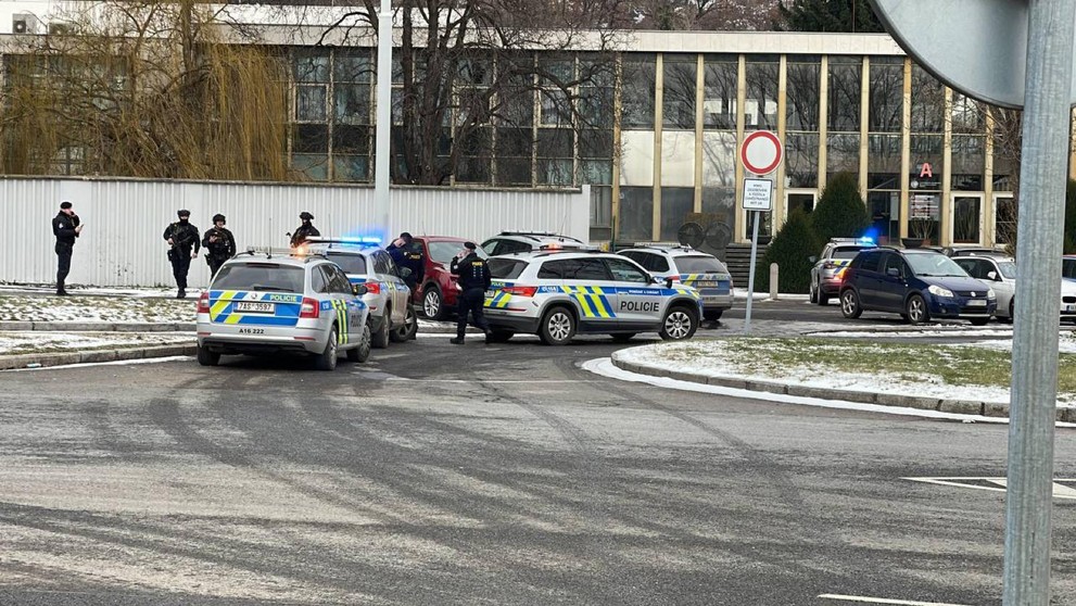 Policejní zásah v budově Univerzity Karlovy (2)