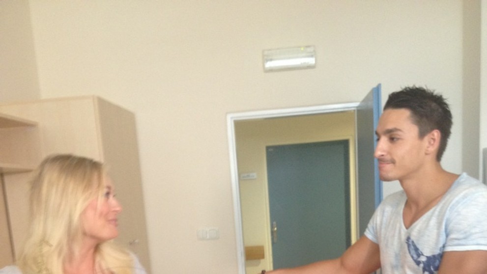 Lucie Borhyová a Michal Hrdlička s malou Lindou