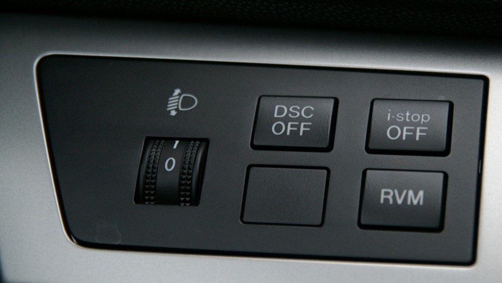 Mazda 3 i-Stop - 1
