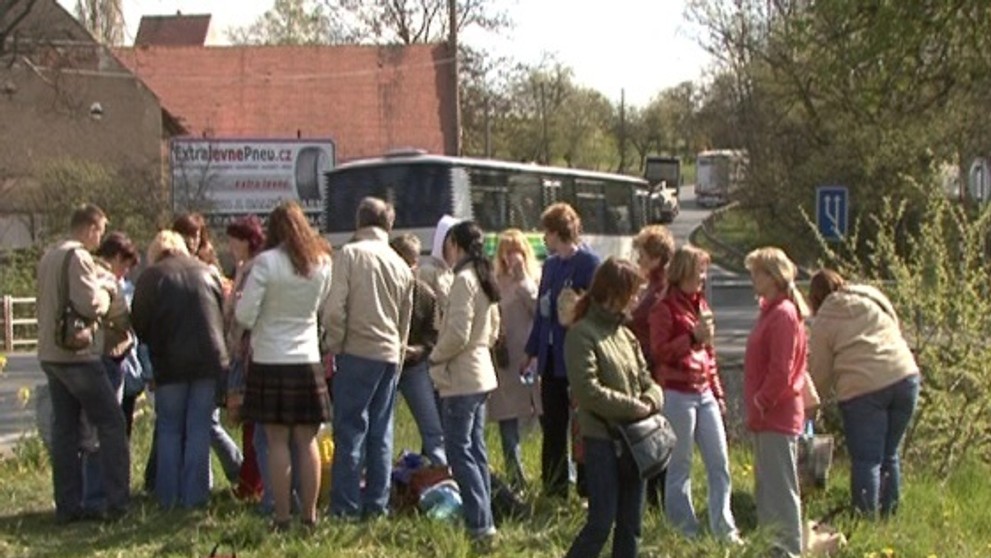 Lidé z havarovaného autobusu