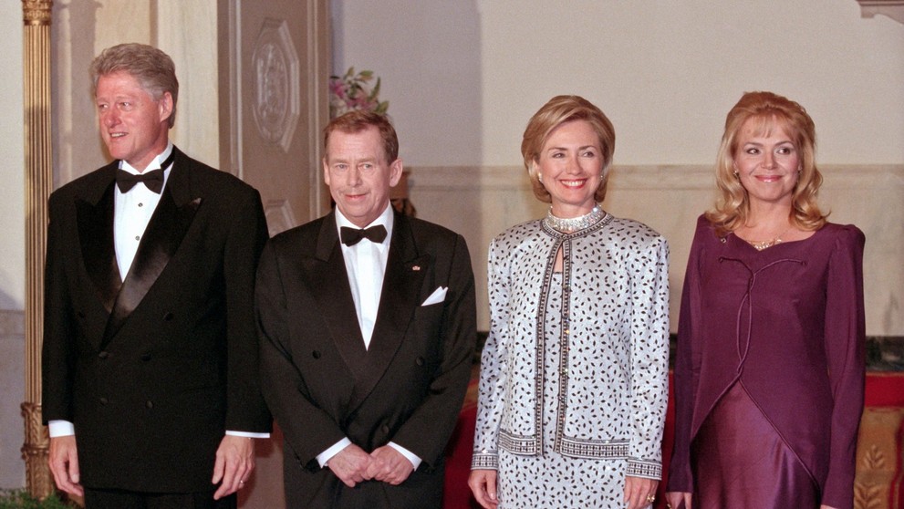 Prezidenti Bill Clinton, Václav Havel s Hillary Clintonovou a Dagmar Havlovou, 16. 9. 1998 Washington DC, návštěva Bílého domu