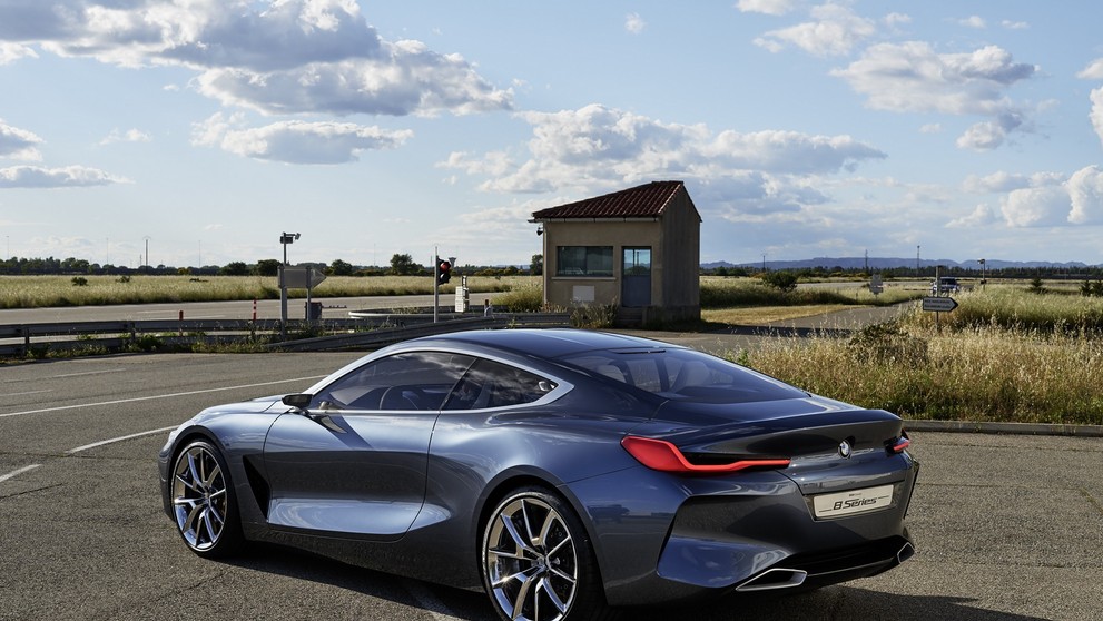 BMW 8 - 74