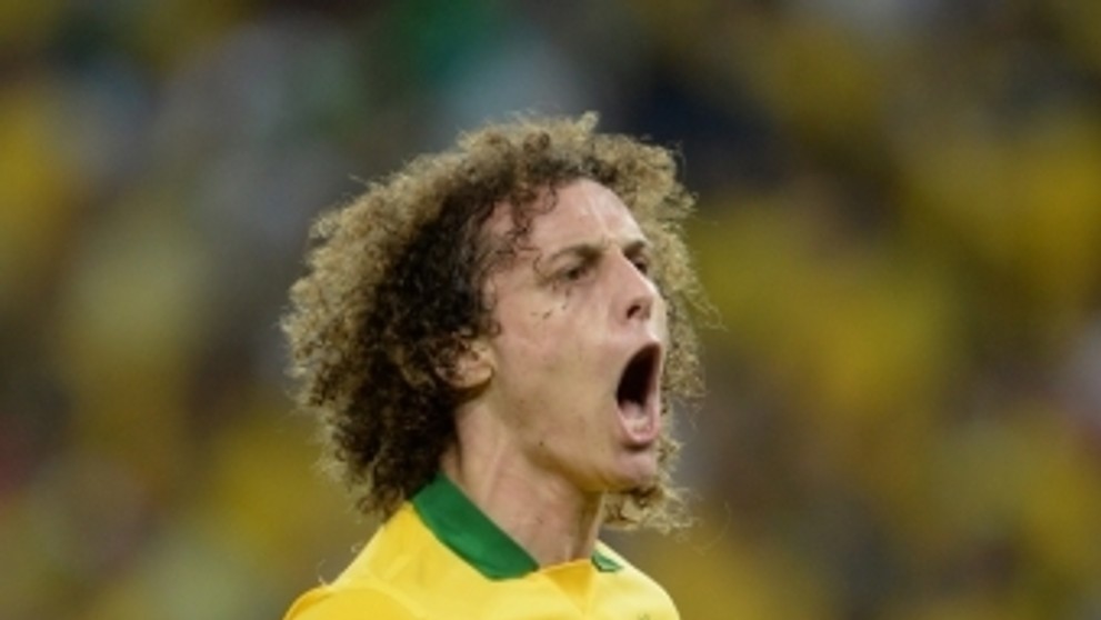 David Luiz a Carles Puyol - 6
