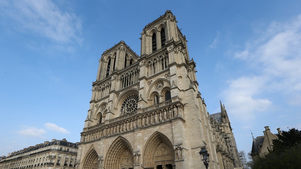 Katedrála Notre-Dame - březen 2019