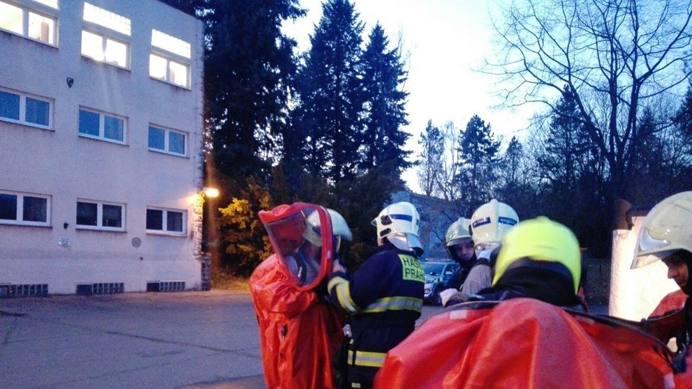Únik chemikálie v pražské laboratoři - 1
