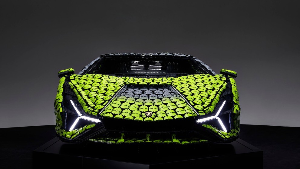 Lamborghini Sián FKP 37 z lega