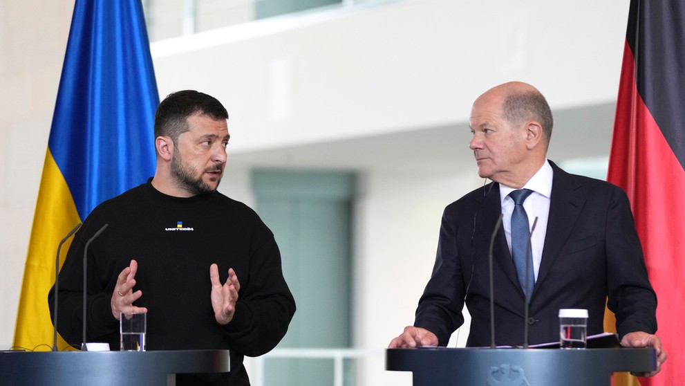 Volodymyr Zelenskyj, Olaf Scholz