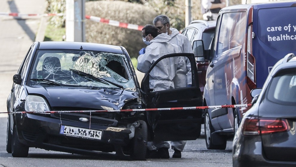 Auto najelo do davu lidí v Německu, 3. 3. 2025