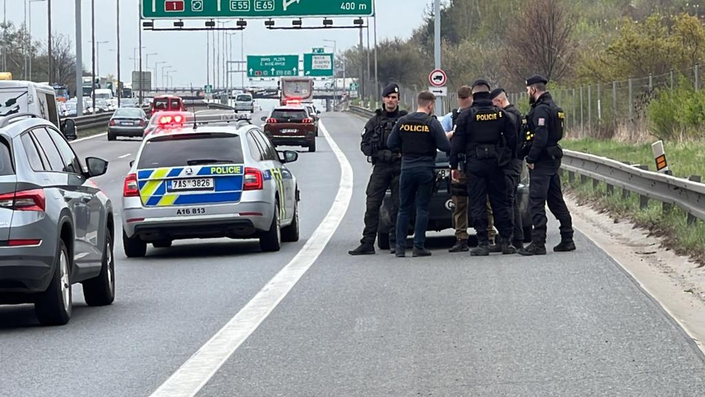 Policejní pátrání v souvislosti s vraždou na Chodově (5)