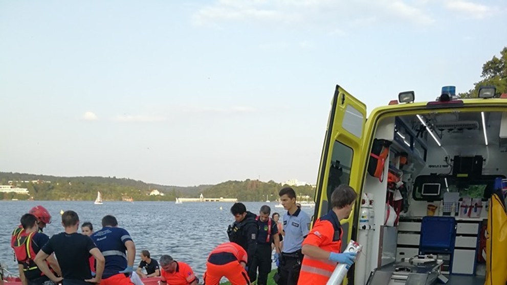 Na brněnské přehradě se topil muž - 1