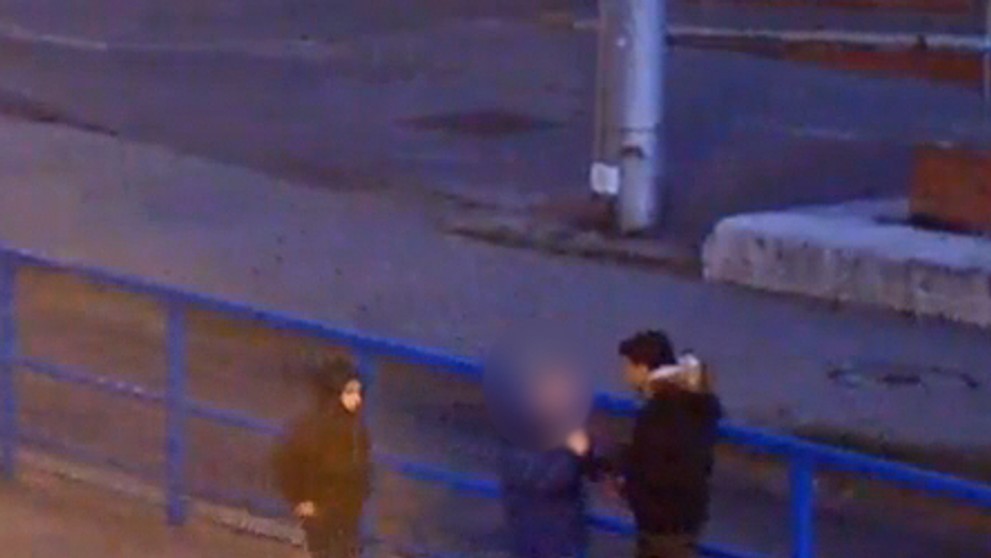 Okradení nezletilého na tramvajové zastávce v Ostravě - 2