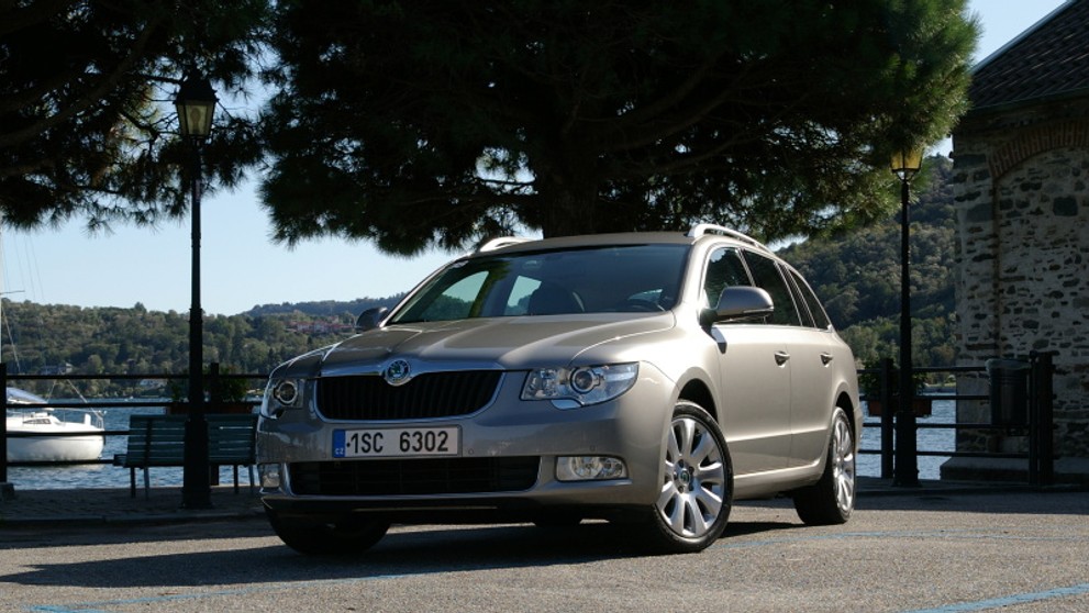 Škoda Superb-1