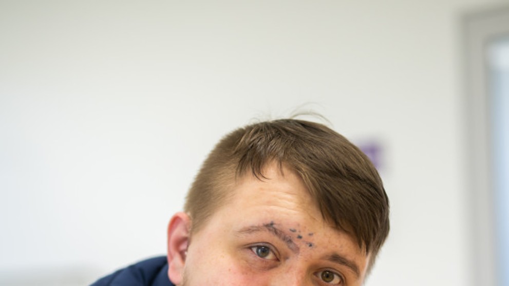 Hrdina Roman potřebuje novou ruku (3)