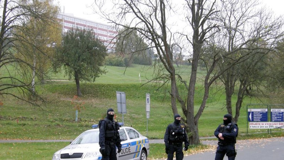 Zátah v hotelu Lázně Kostelec - 2