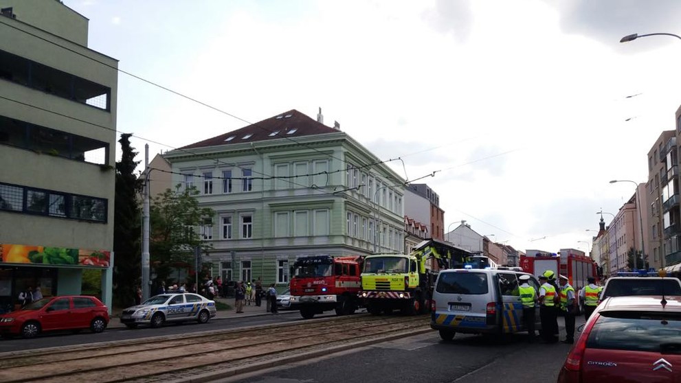 Ženu srazila tramvaj na Bělohorské - 3