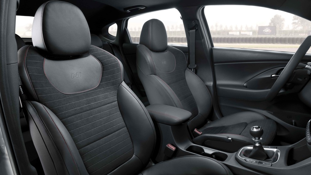 Hyundai i30 Fastback N - 11