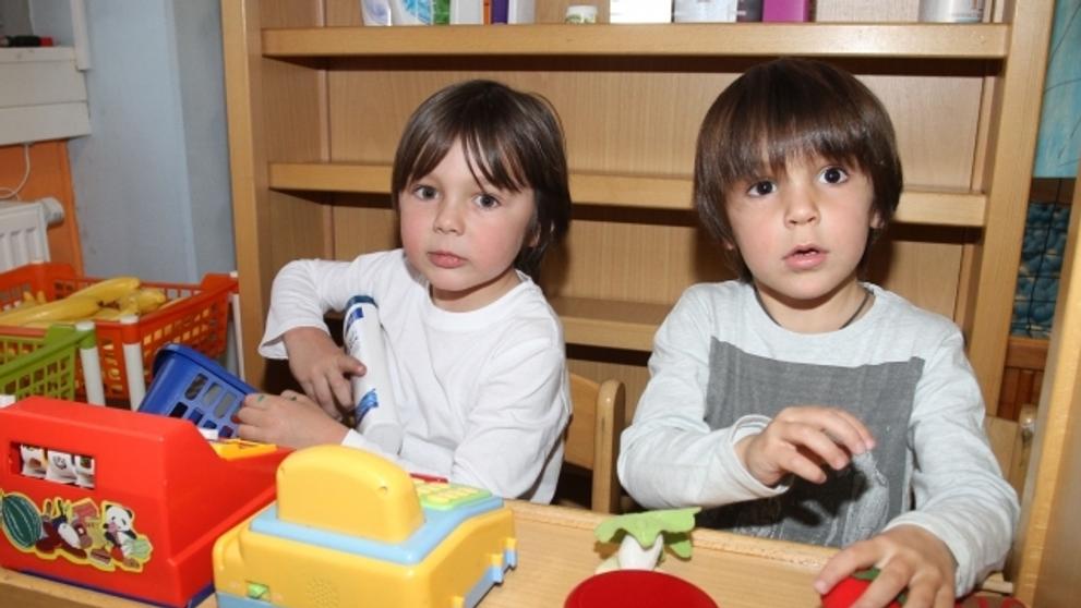Gianluigi Buffon, Alena Šeredová a jejich synové - 5