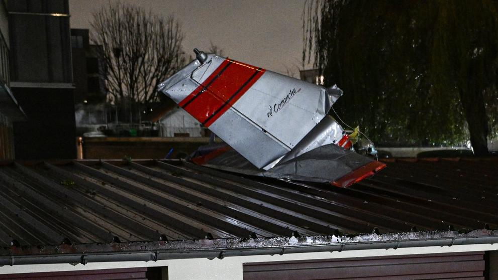 Nedaleko Paříže havarovalo malé letadlo