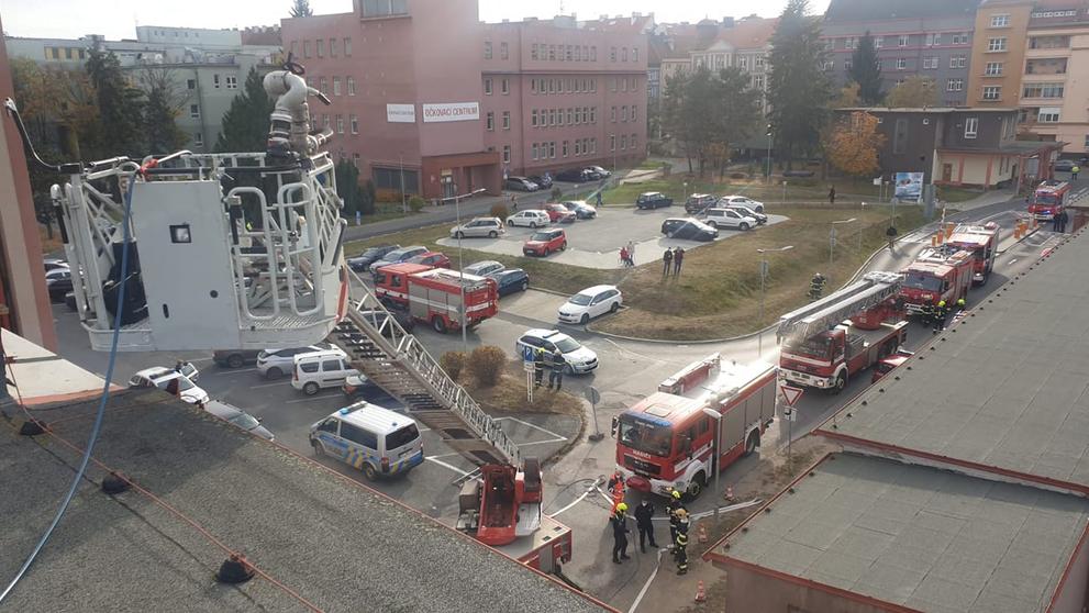 Požár ve Fakultní nemocnici Plzeň (4)
