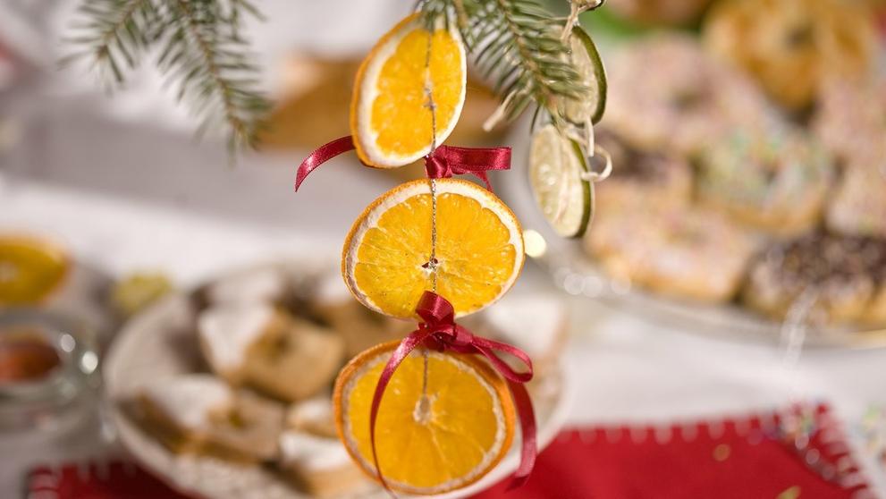 Vánoční dekorace z citrusů - 1