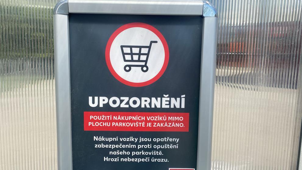 Vozíky jsou vybaveny speciálním blokátorem (2)