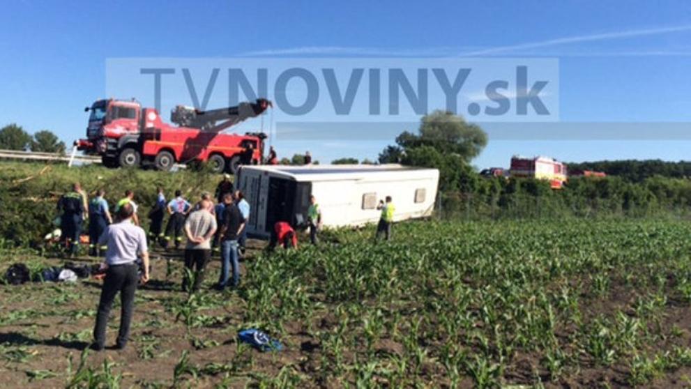 Nehoda autobusu na dálnici D1 u Piešťan - 2