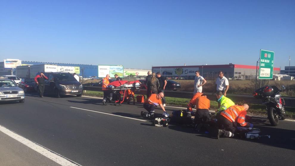 Dopravni nehoda motorky a osobniho vozu - 2