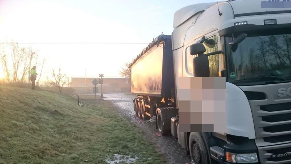 Nehoda na železničním přejezdu v Rousínově- Slavíkovicích - 1