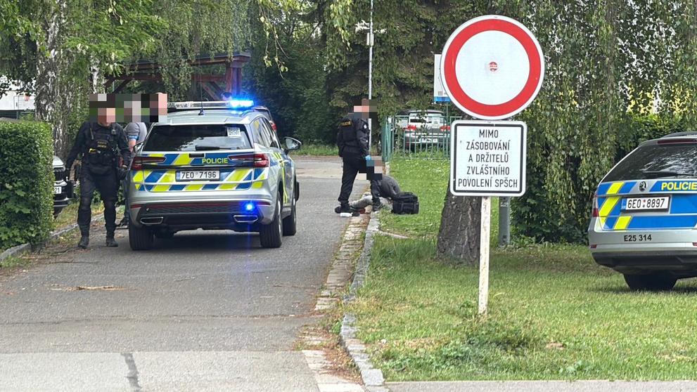 Policejní zásah na ulici Poděbradská v Pardubicích