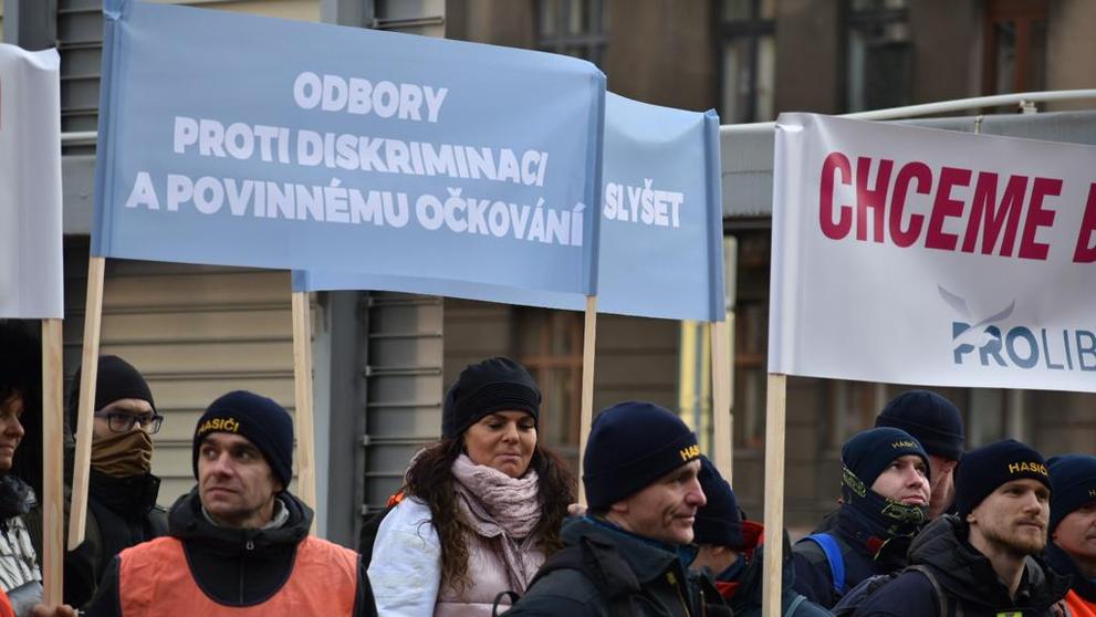Demonstrace proti očkování před Ministerstvem vnitra (2)