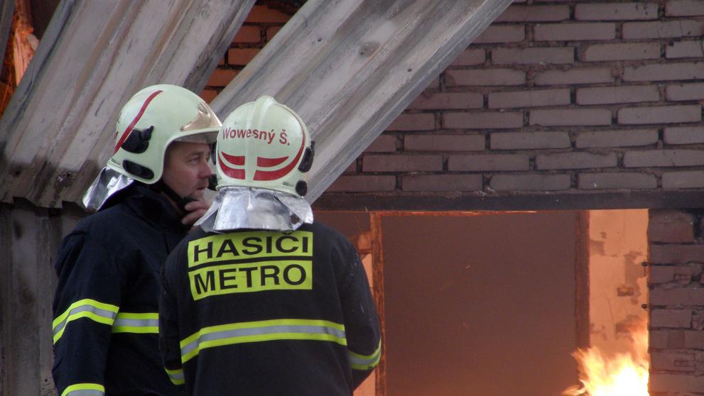 Požár v pražských Malešicích