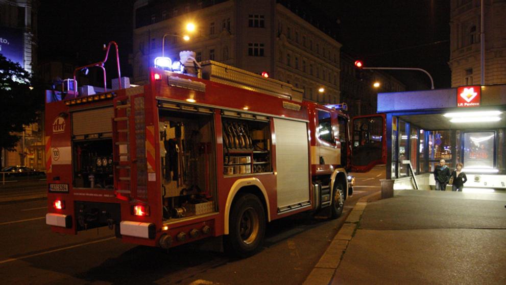 Oheň v metru-6