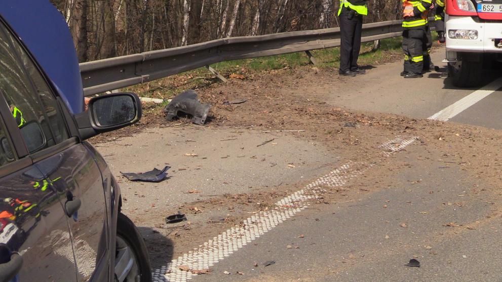 Řidič nechal auto uprostřed dálnice - 2