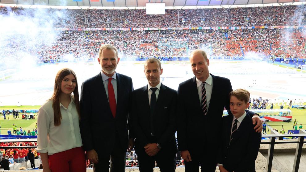 Princezna Sofie, král Filip VI., prezident UEFA Aleksander Čeferin, princ William, princ George
