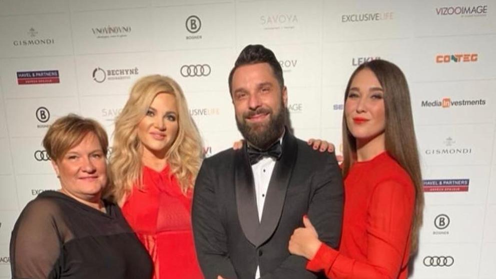 Monika Babišová na párty ve stylu Jamese Bonda - 2