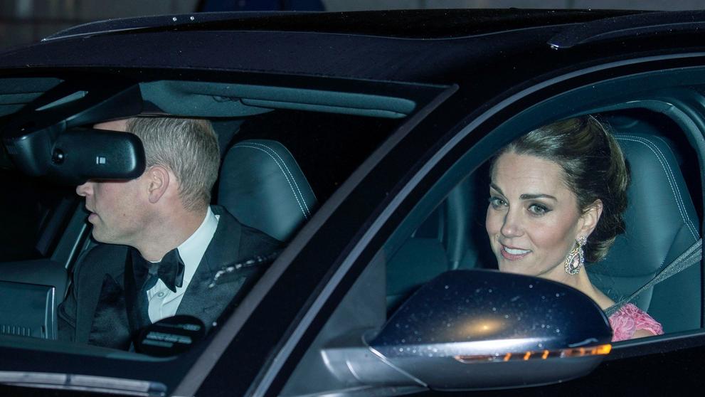 William a Kate přijeli pogratulovat princi Charlesovi