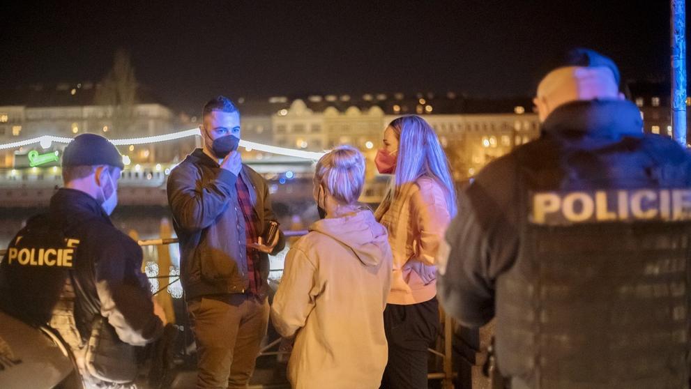 Zásah policie na pražské nápavce - 3