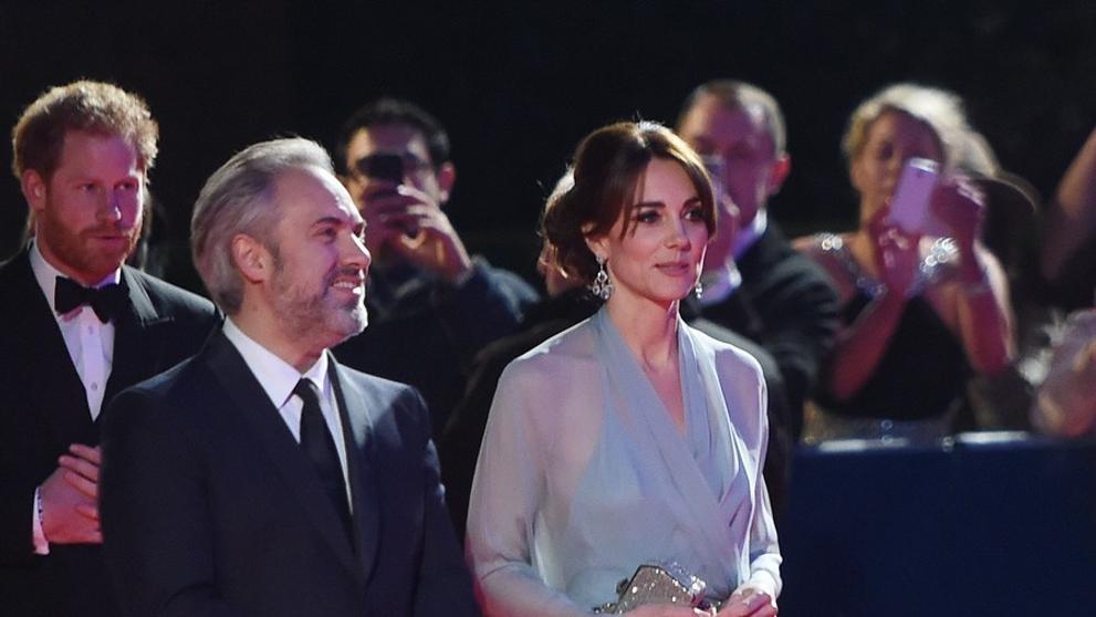 Kate Middleton si nevzala podprsenku