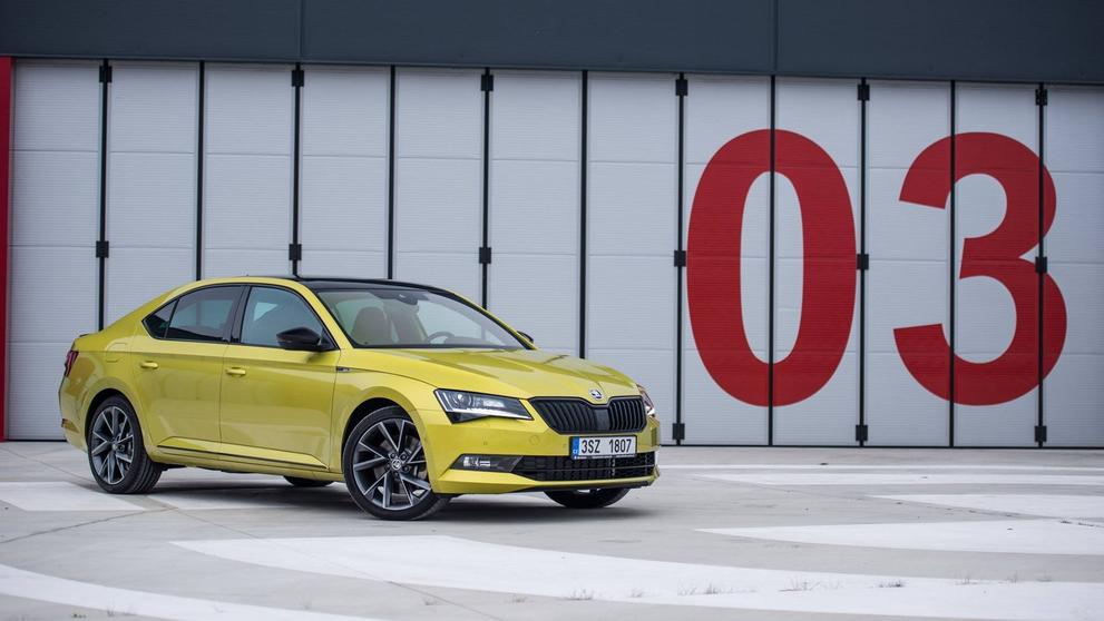 Škoda Superb - 20