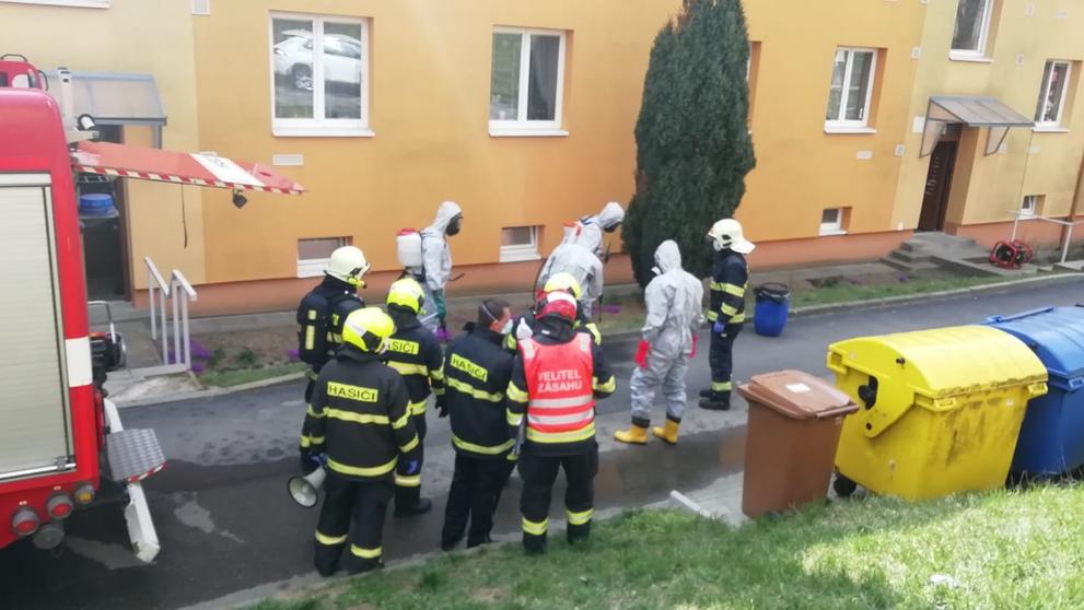 Dezinfikování bytových domů v Uherském Brodu