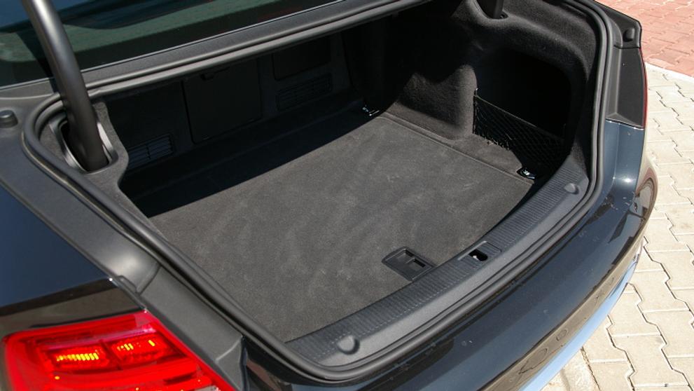 Audi A8 - 3
