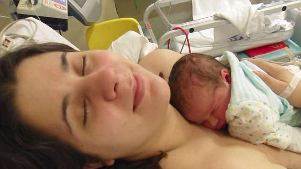 Maminky pár hodin po porodu - 1