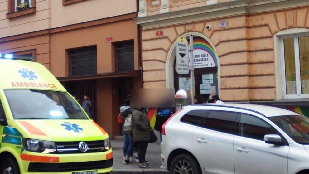 V Plzni vyskočil chlapec z okna základní školy - 5