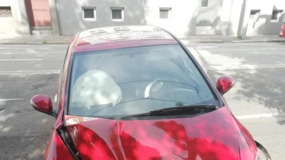 Poškozená Honda Civic - 1