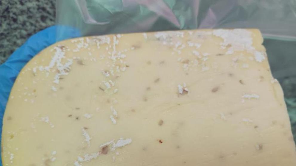 Sýr gouda z prodejny Hruška potraviny (2)