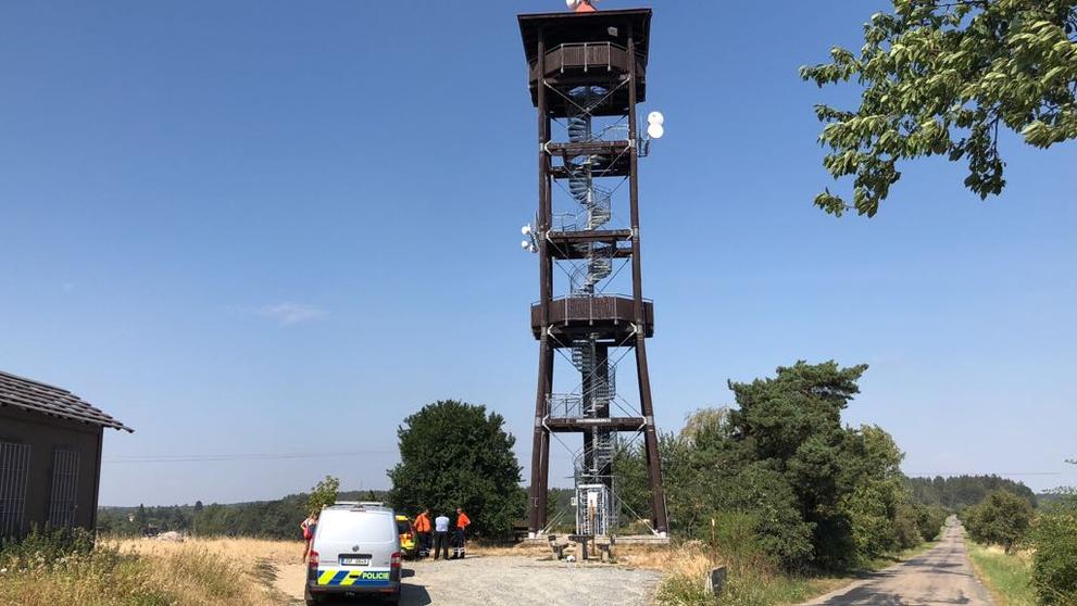Nález těla pod rozhlednou v obci Vyžlovka - 3
