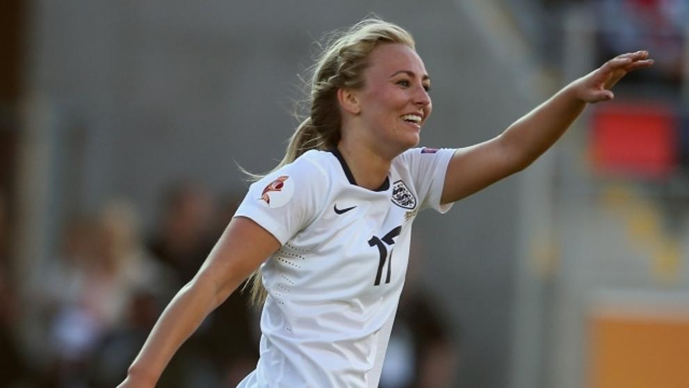Fotbalová kráska Toni Dugganová posílila Manchester City - 1
