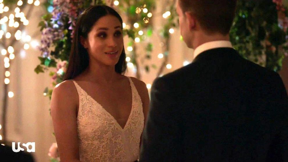 Meghan Markle ve svatebních šatech - 3