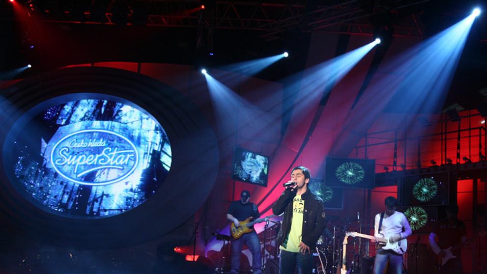 Vlasta Horváth zazpíval na Velkém finálovém večeru SuperStar